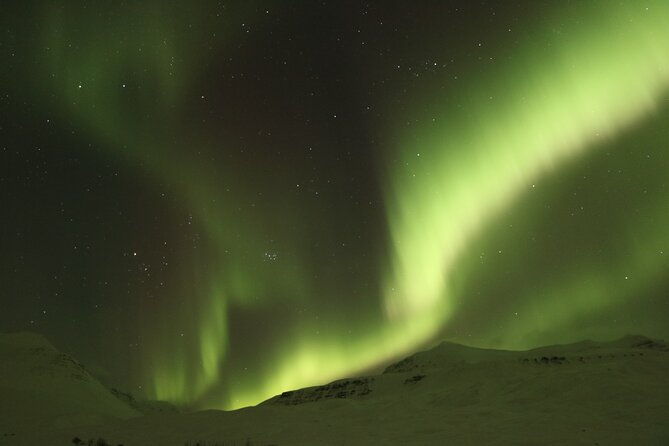 northern-lights-4x4-jeep-van-tour-from-akureyri