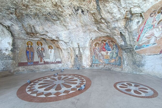 ostrog-monastery-tour