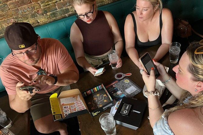 outdoor-escape-room-in-detroit-downtown