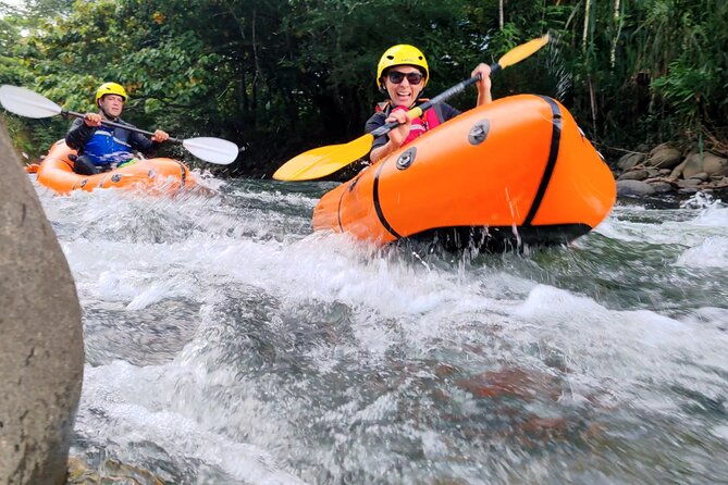 packraft-in-rio-tres-amigos