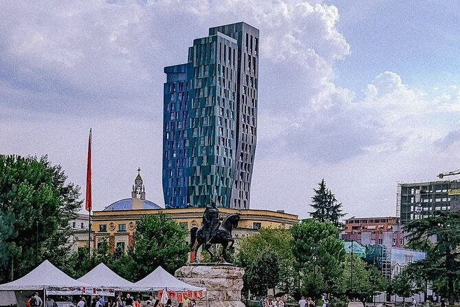 panoramic-city-tour-tirana