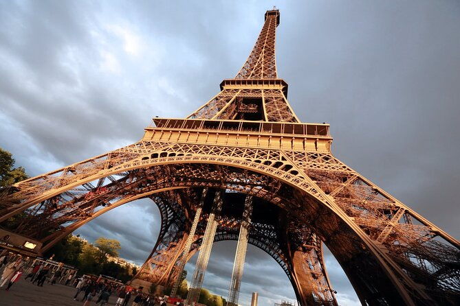 paris-by-night-private-illumination-tour-hotel-pickup