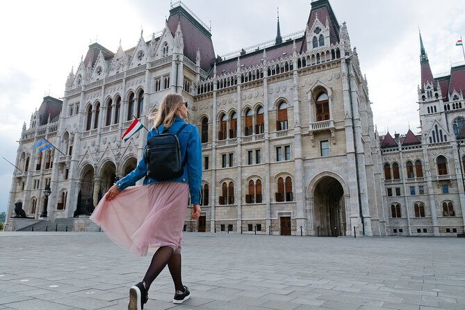 parliament-tour-in-budapest-with-audio-guide
