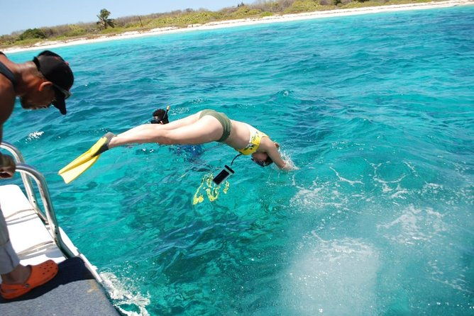 party-boat-booze-cruise-punta-cana