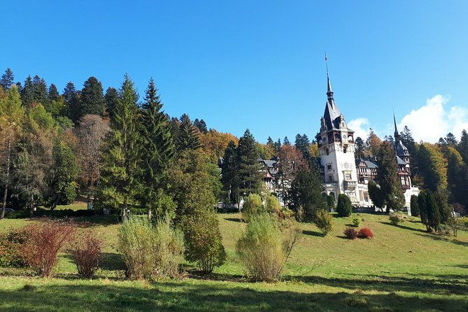 peles-castle-and-optional-cantacuzino-castle-from-brasov