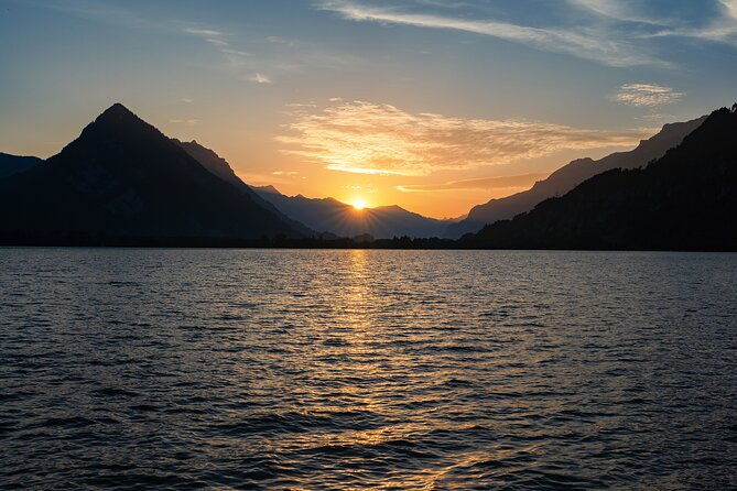 phototour-private-photoshoot-in-interlaken-lake-brienz-and-thun