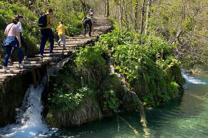 plitvice-private-tour-driver-guide-up-to-8-ppl-from-zadar