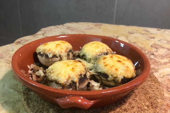 portuguese-traditional-cuisine-dinner-or-tapas-3