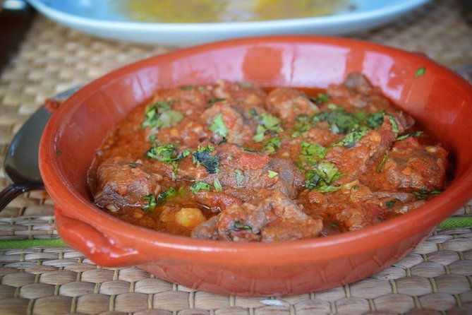 portuguese-traditional-cuisine-dinner-or-tapas-4