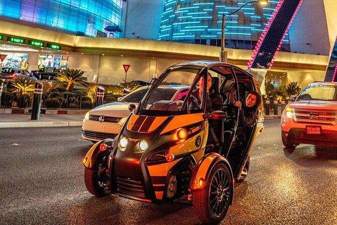 private-1-hour-downtown-las-vegas-tour-in-a-talking-gocar-2