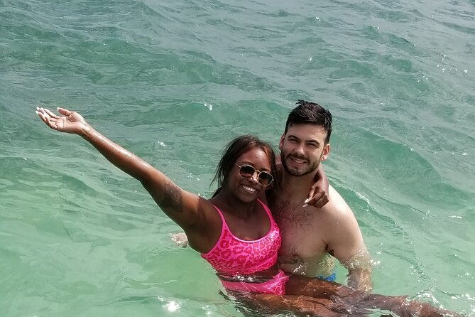 private-2-hour-tiki-boat-party-in-key-west-mini-sandbar