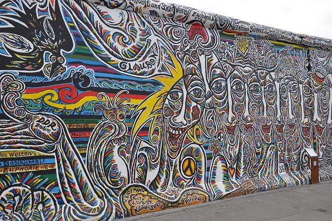 private-4-hour-walking-tour-of-berlin-with-official-tour-guide