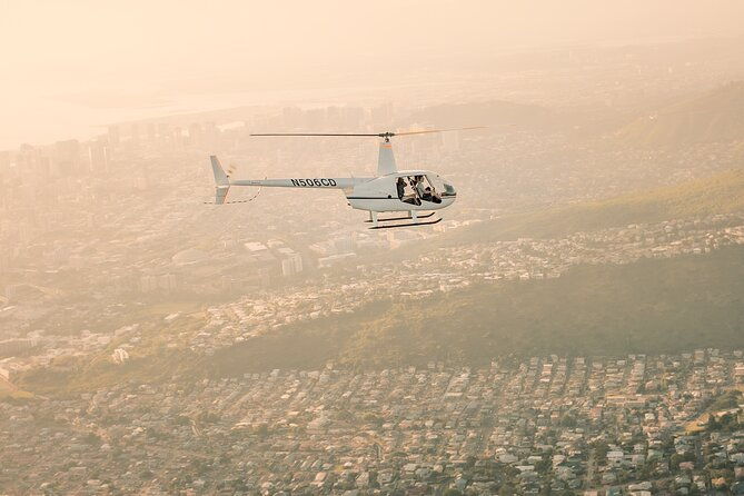 private-60-minutes-helicopter-tour-in-honolulu