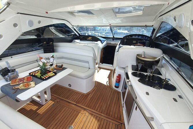 private-afternoon-yacht-cruise-from-albufeira-marina-2