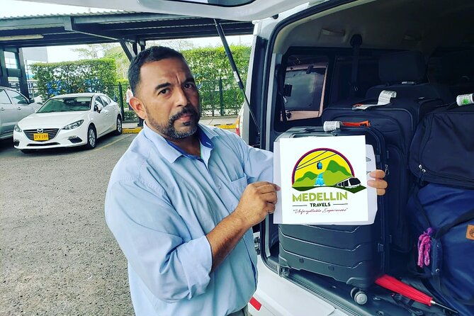 private-airport-pickup-service-in-medellin-for-you-and-your-group