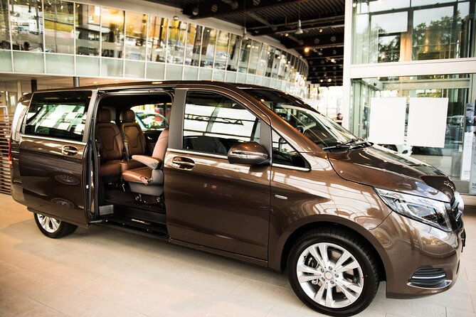 private-arrival-transfer-from-geneva-airport-to-adelboden