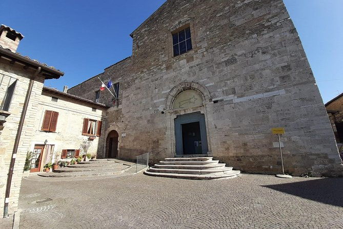 private-bevagna-walking-tour-with-official-guide