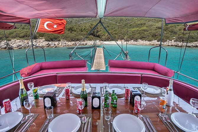 private-boat-experience-in-bodrum-coast-with-snorkeling-and-coves