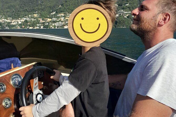 private-boat-tour-como-wood-classic-boat