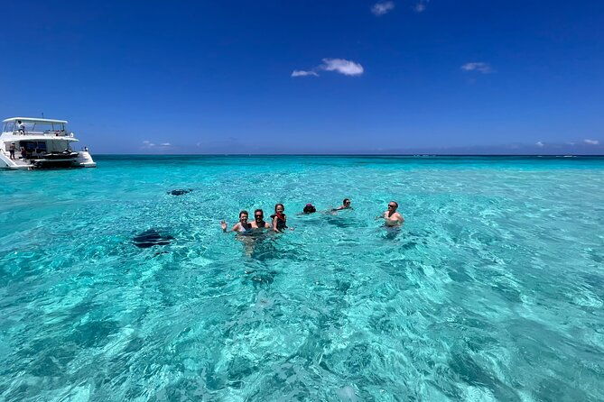 private-boat-tours-customize-your-grand-cayman-adventure