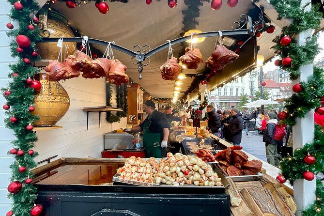 private-budapest-christmas-market-tour-with-chimney-cake-mulled-wine