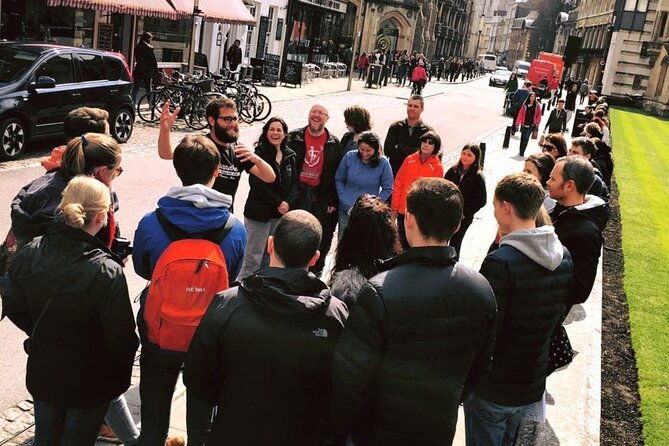 private-cambridge-uni-walking-tour-punting-tour-led-by-alumni
