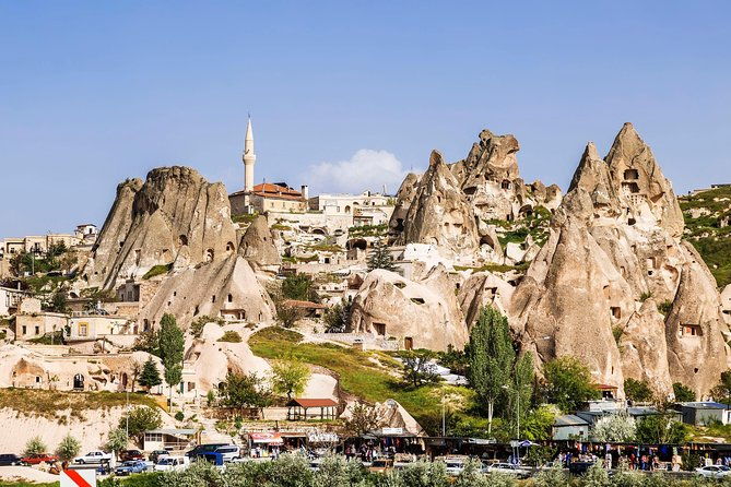 private-cappadocia-tour-w-chimneys-and-goreme-open-air-museum