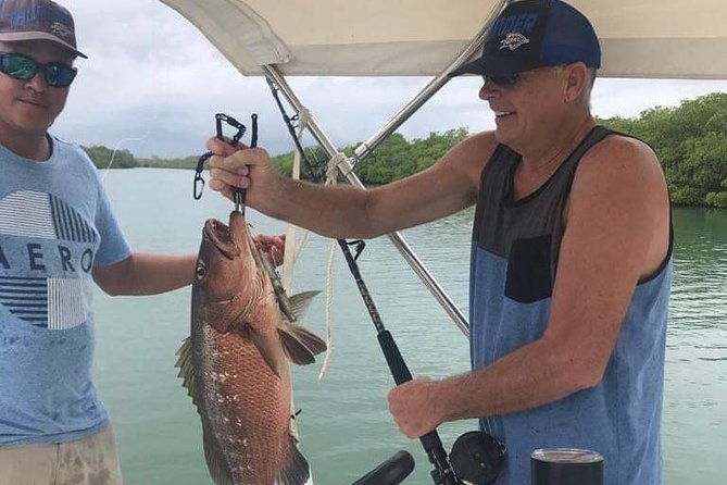 private-charter-inner-reef-trolling-spin-casting-island-stop