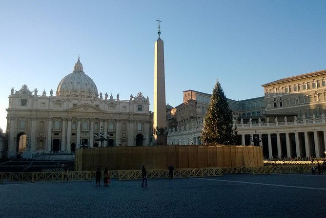 private-daytour-of-rome-from-civitavecchia-port-van-mercedes-v-class
