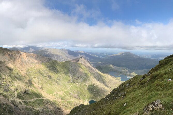 private-door-to-door-luxury-day-out-to-north-wales-for-up-to-6-guests