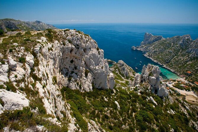private-ebike-tour-to-calanques-or-city
