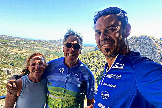 private-ephesus-tour-cycling-in-vineyards
