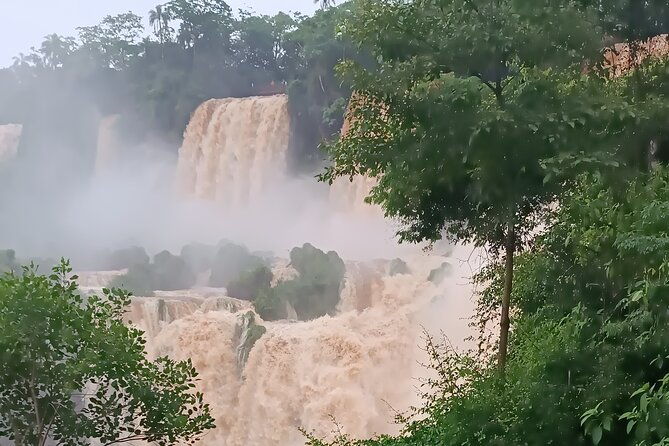 private-excursion-in-iguacu-falls-argentine-side