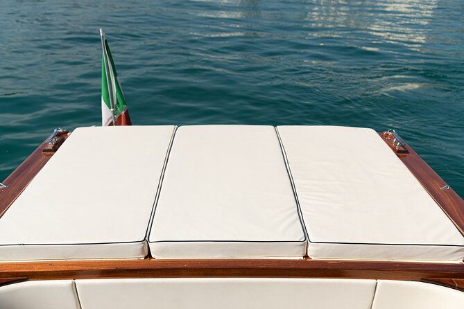 private-full-day-tour-by-boat-in-lake-garda