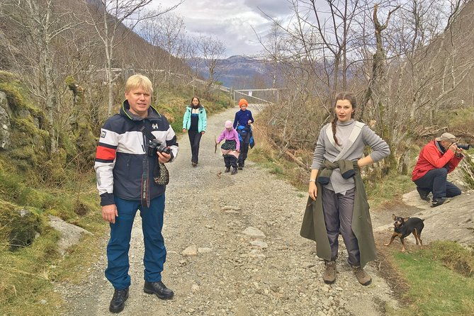 private-guided-tour-folgefonna-glacier-bondhus-valley-from-bergen-10-hours