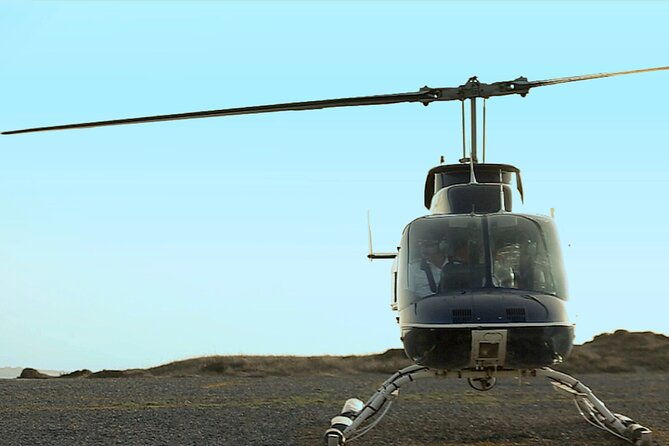 private-helicopter-transfer-from-milos-to-santorini