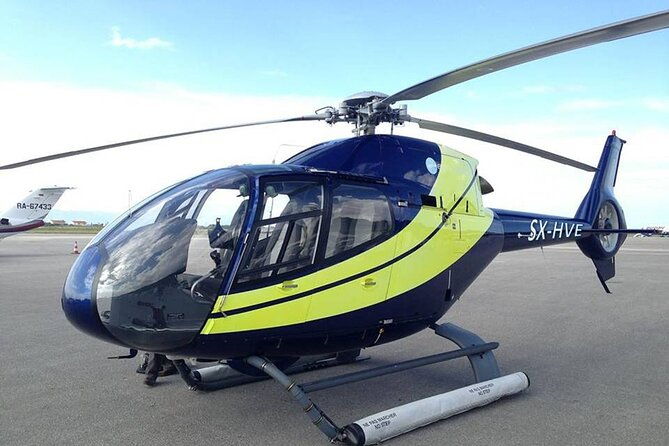 private-helicopter-transfer-from-santorini-to-mykonos