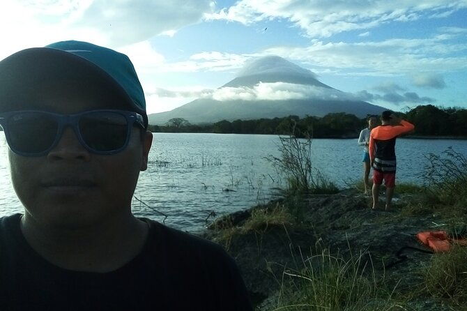 private-kayaking-experience-in-ometepe