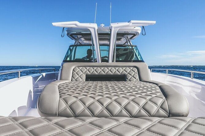private-luxury-boat-half-day-tour-paros-antiparos-and-blue-lagoon