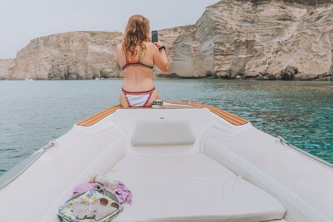 private-luxury-boat-tour-from-paros-to-sifnos