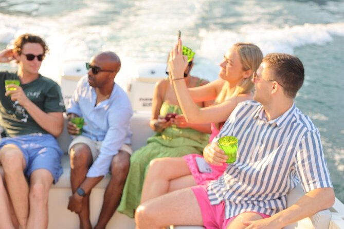 private-open-bar-tour-with-luxury-boat-on-lake-como-2h-4h