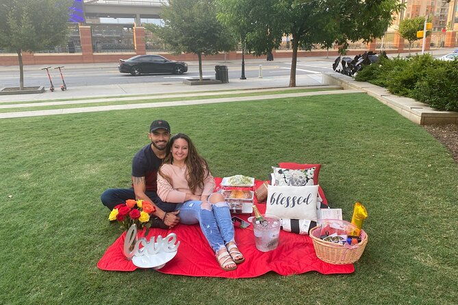 private-picnic-experience-in-the-queen-city-2