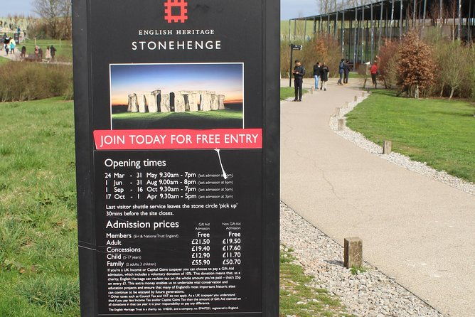 private-pre-cruise-excursion-transfer-london-to-southampton-port-via-stonehenge-2
