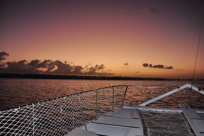 private-punta-cana-sunset-cruise-champagne-bbq-with-lobster