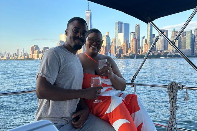 private-sail-around-new-york-city-and-the-statue-of-liberty
