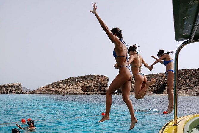 private-speedboat-3hrs-around-comino-crystal-blue-lagoon-caves