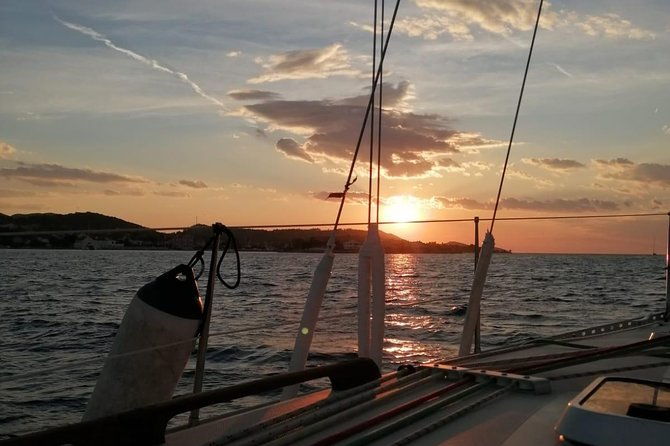 private-sunset-sailing-tour-in-zadar-archipelago-2