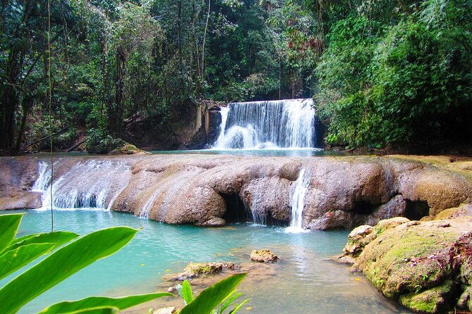 private-tour-from-negril-to-ys-falls-and-pelican-bar