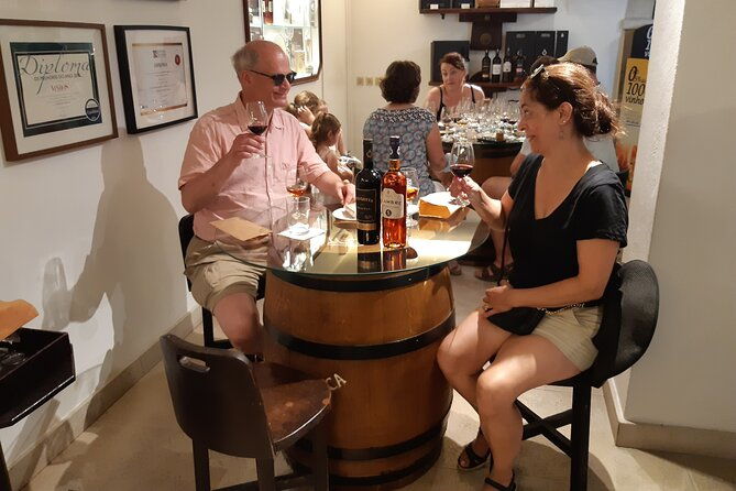 private-tour-of-azeitao-palmela-setubal-wines