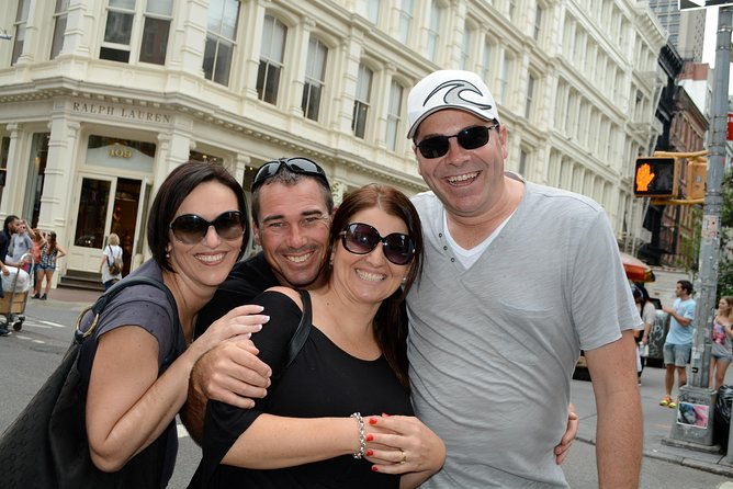 private-tour-of-brooklyn-bridge-and-neighborhoods-with-photoshoot
